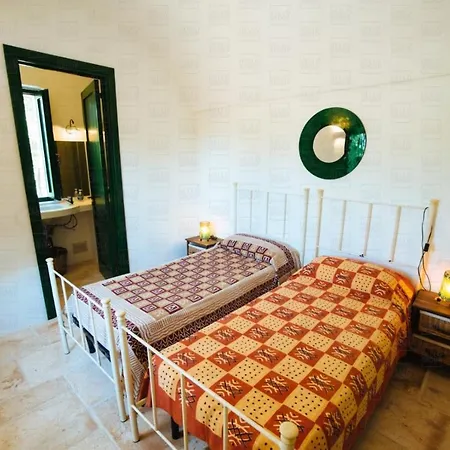 Helloapulia - Enchanting Trulli Del Mandorlo
