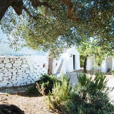 Helloapulia - Enchanting Trulli Del Mandorlo *
