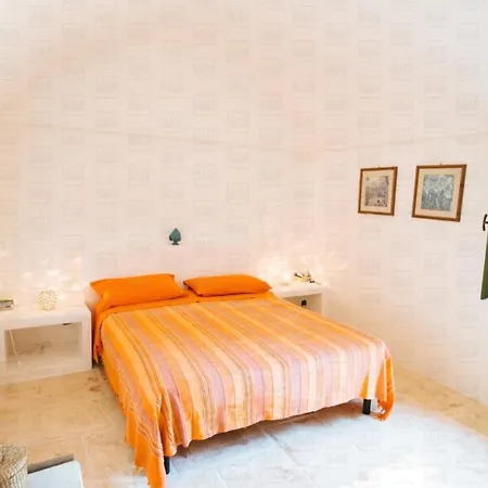 Hello Apulia - Enchanting Trulli Del Mandorlo Appartement *